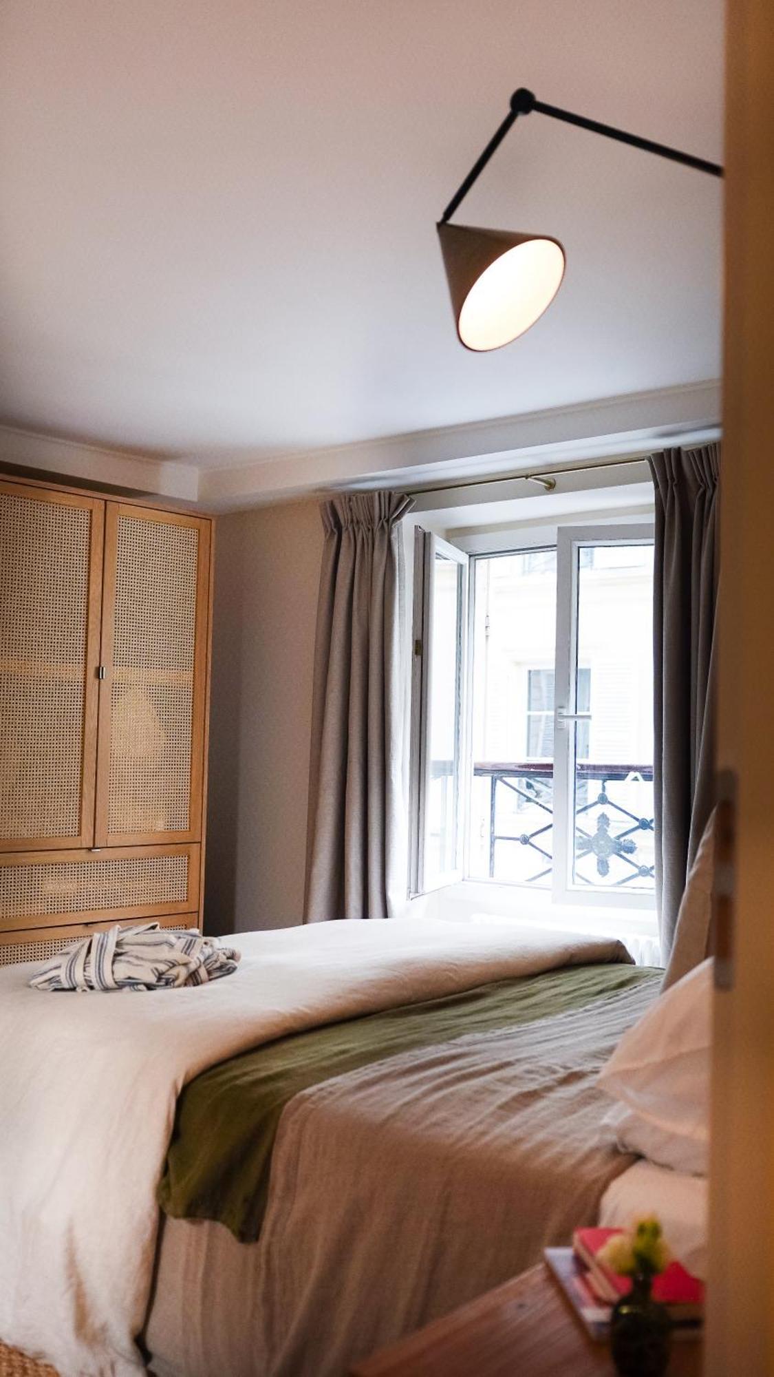 Elegance And Parisian Charm Tuileries Apartment Paris