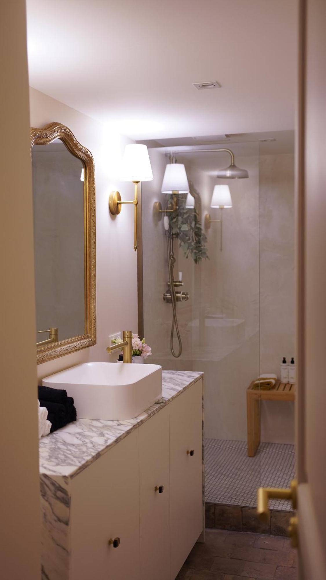 Elegance And Parisian Charm Tuileries *